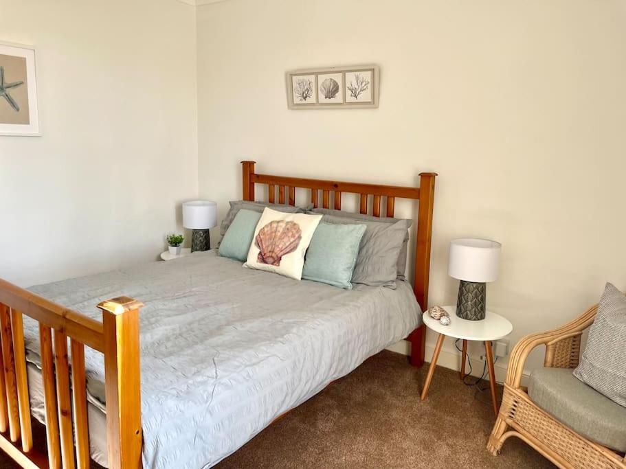 Villa Coastal Terrace Dogs Welcome Optional Hot Tub Sea Palling Exterior foto