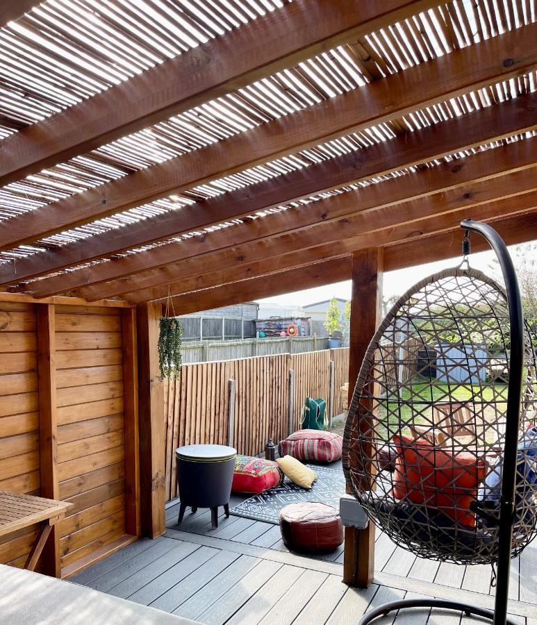 Villa Coastal Terrace Dogs Welcome Optional Hot Tub Sea Palling Exterior foto